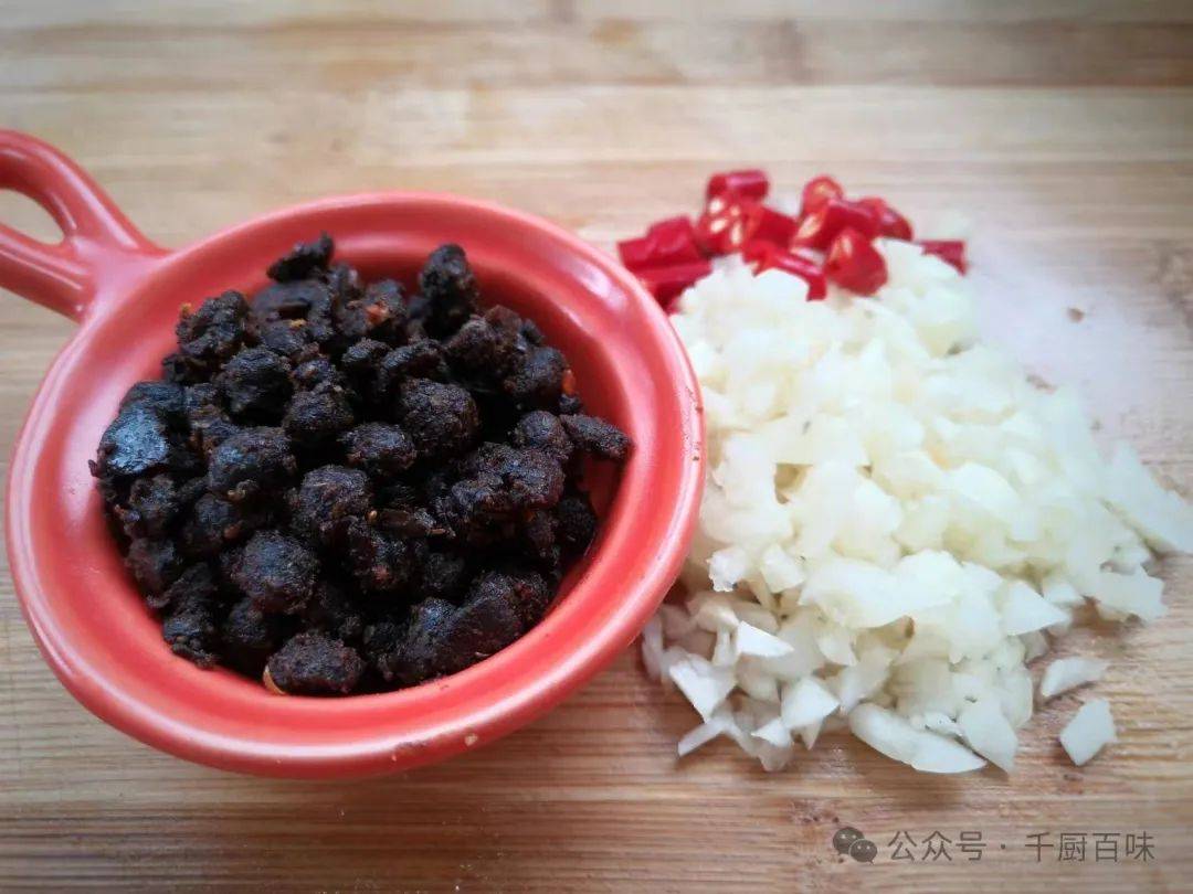 阅湾在线-广谈大湾网-珠海美食群-深圳美食群-广州美食-辣椒炒皮蛋