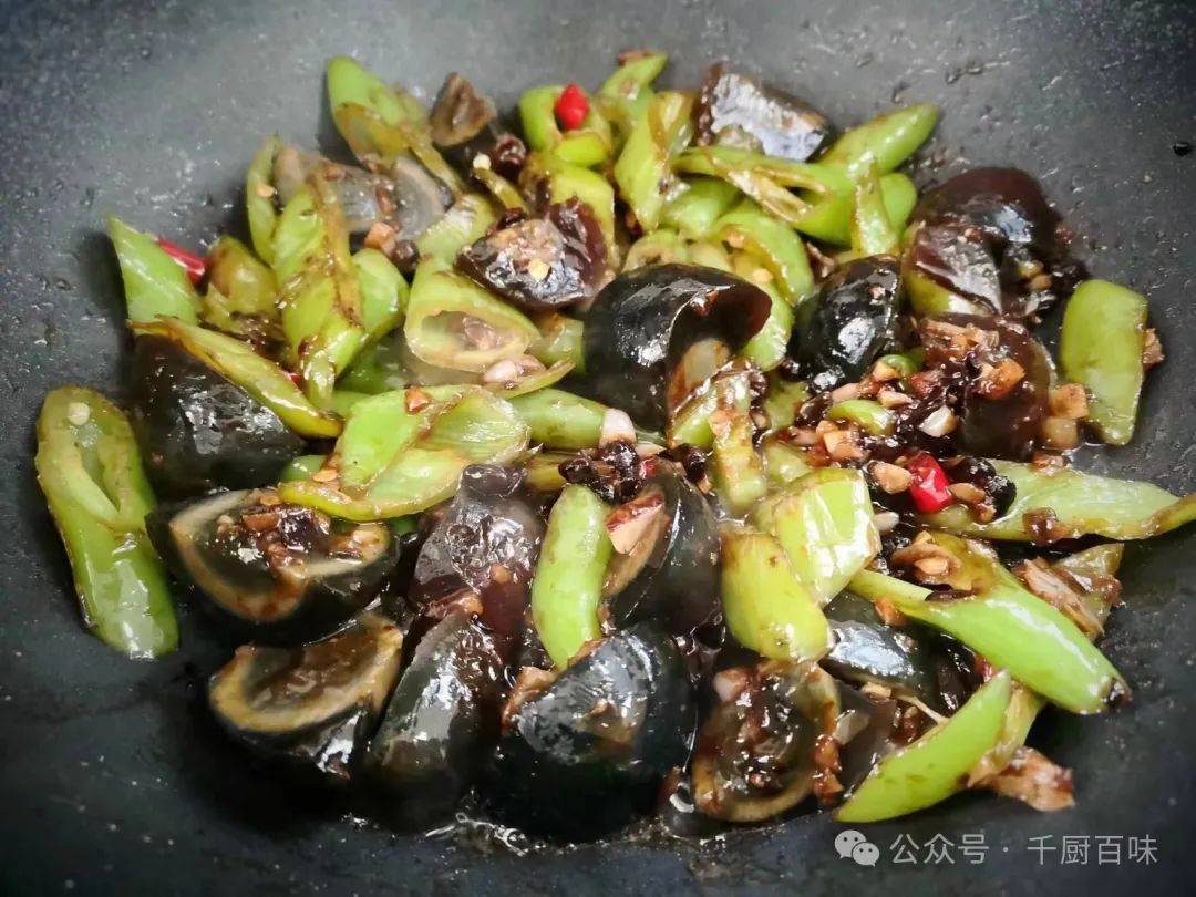 阅湾在线-广谈大湾网-珠海美食群-深圳美食群-广州美食-辣椒炒皮蛋