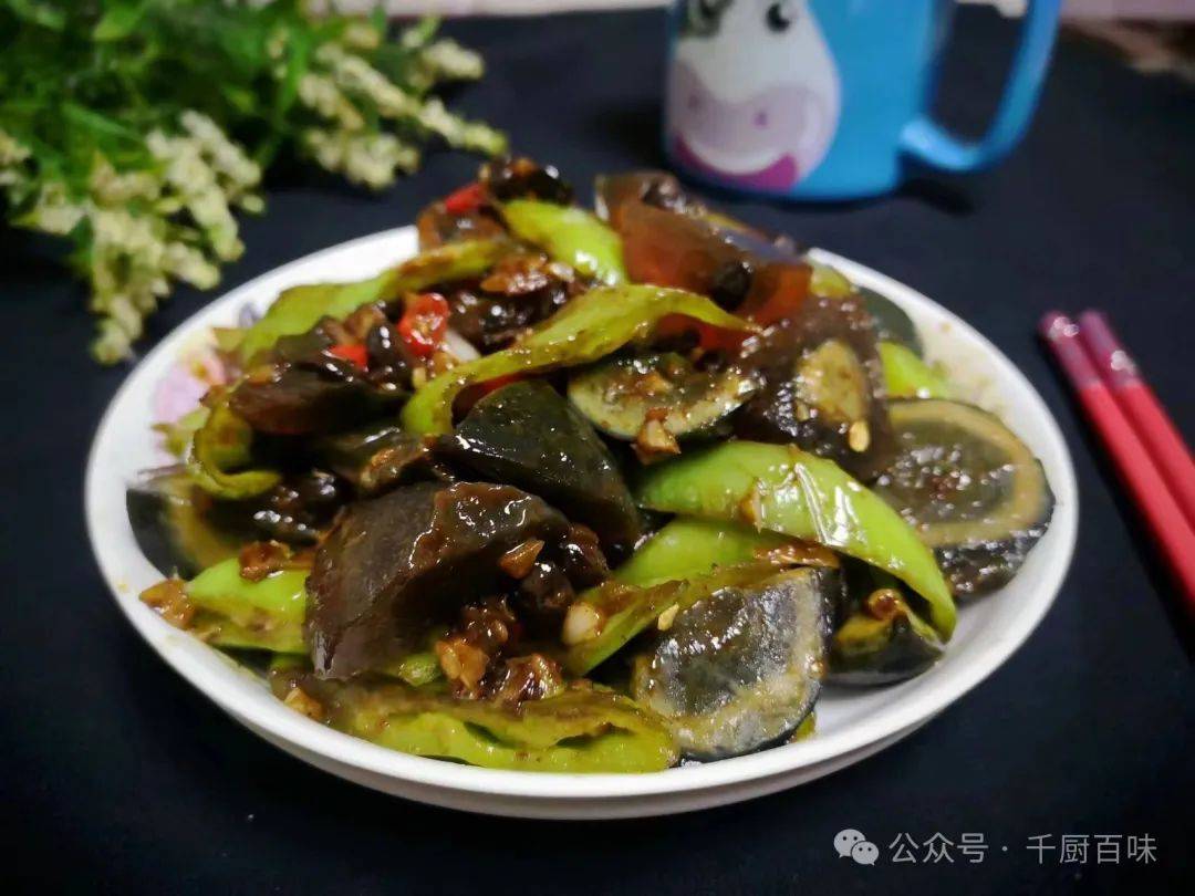 阅湾在线-广谈大湾网-珠海美食群-深圳美食群-广州美食-辣椒炒皮蛋